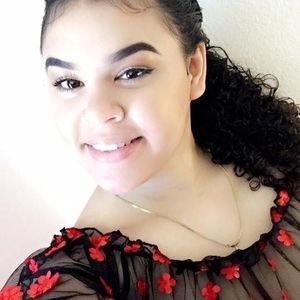 Meet your Posher, Tara